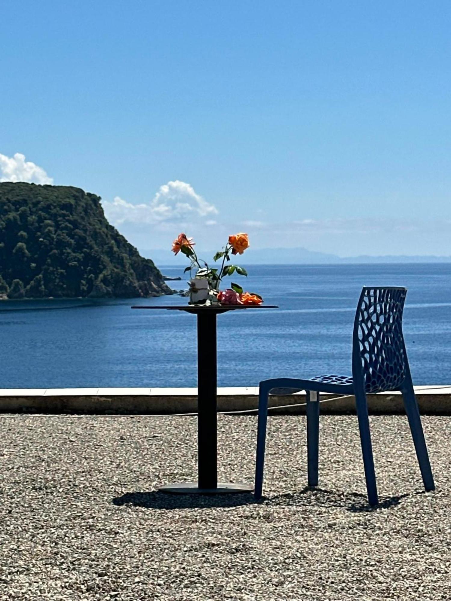 In Himaras Heart Hotel المظهر الخارجي الصورة