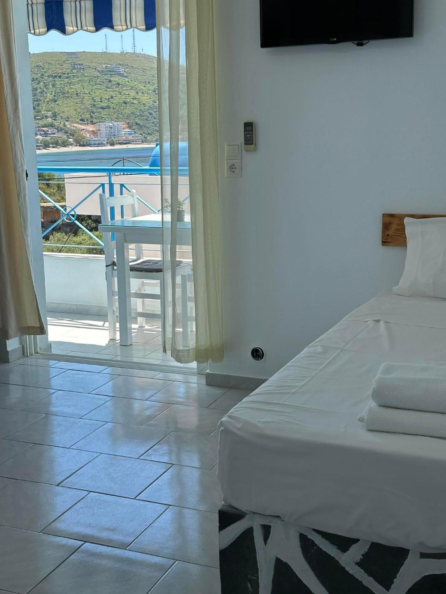 In Himaras Heart Hotel المظهر الخارجي الصورة